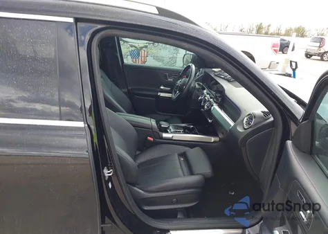 2023 Mercedes-Benz Glb 250 z USA, uszkodzony, nr VIN W1N4M4GB7PW307315